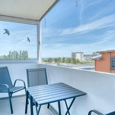 - Haus A, App 0a0307 Appartement *
